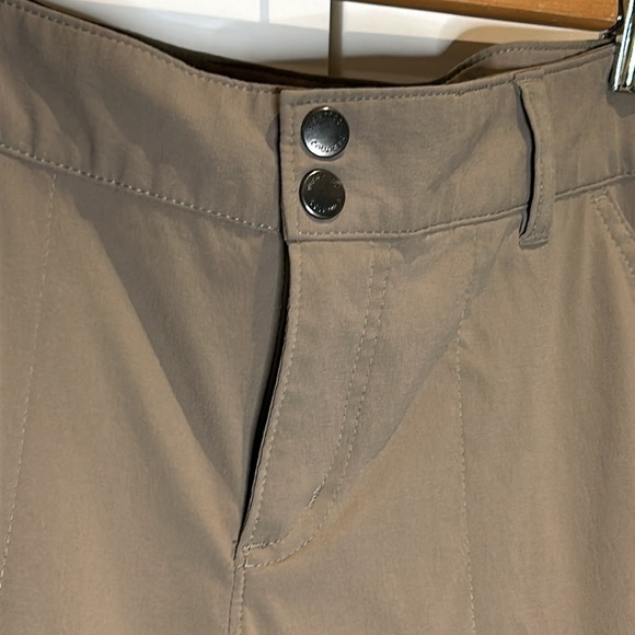 Columbia Sportswear Saturday Trail II Convertible Pants Women’s size 10 Long - Picture 5 of 17